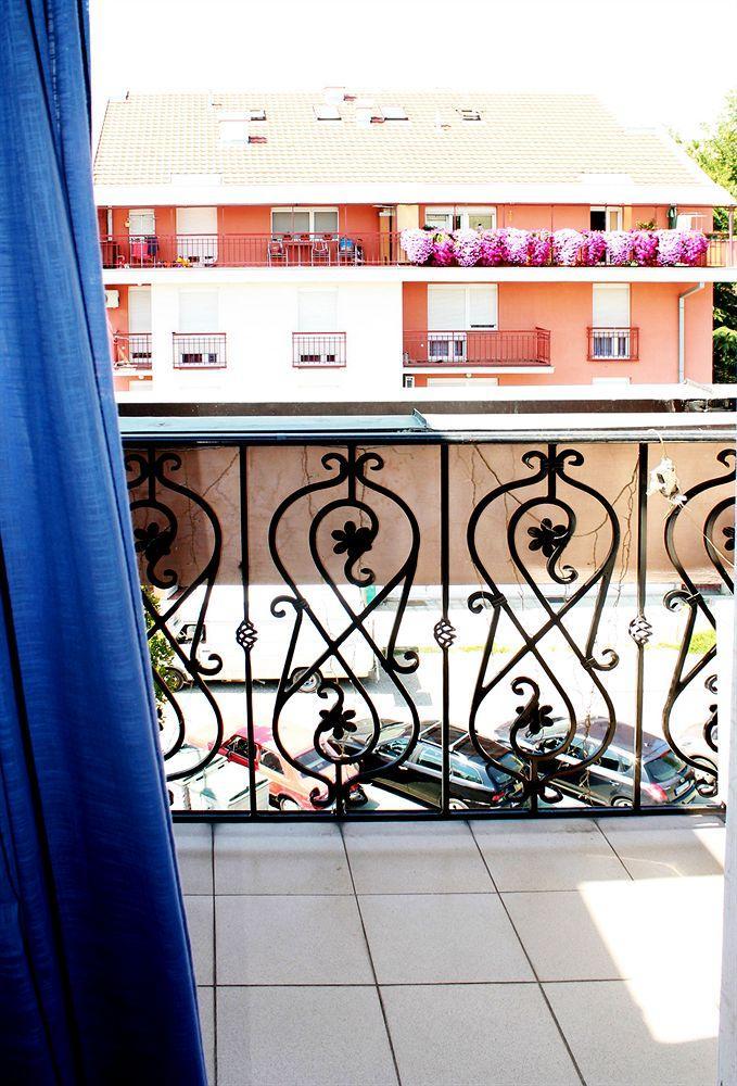 Vila Ile De France Novi Sad Exterior photo