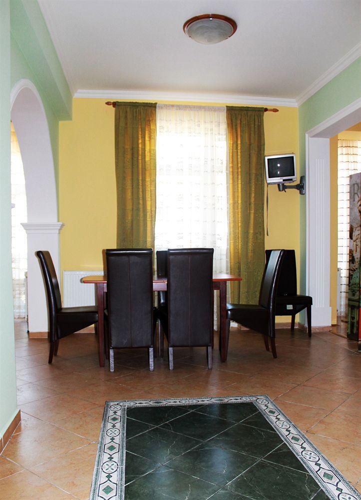 Vila Ile De France Novi Sad Exterior photo