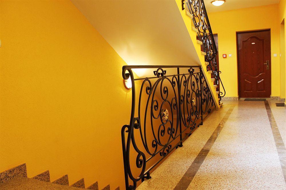 Vila Ile De France Novi Sad Exterior photo